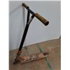 Image 2 : ** Mongoose Child's Scooter - Needs New Front Wheel - Pickup Only