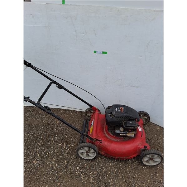 ** Briggs & Stratton Quattro 4HP Gas Lawn Mower - No Start, No Bag - As is - Pickup Only