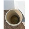 Image 2 : **Metalta 15 Crock Pot - 17"  x 22" - CANNOT SHIP