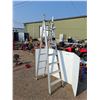 Image 2 : ** Folding Ladder 92" - Cannot Ship