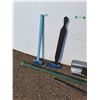 Image 3 : **Custom Sledgehammer, Axe, Ice Chipper, Tarps and Metal Bar - Cannot Ship