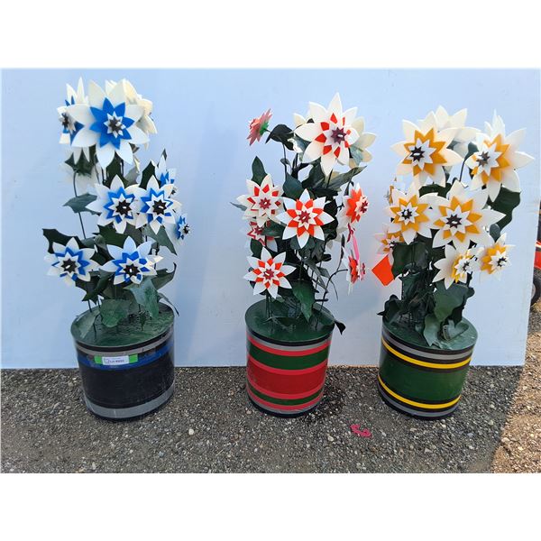 **Decorative Yard Flowers , Red, Blue and Yellow, Cannot Ship