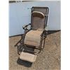 Image 1 : **Folding Lawn Chair, Cannot Ship