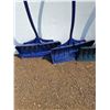 Image 4 : **(3)Snow Shovels With One Square Shovel, Cannot Ship
