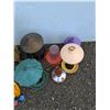 Image 5 : **(7) Bird Feeders And Children's Water Toys Cannot Ship