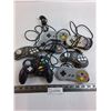 Image 1 : (7) Video Game Controllers (Nintendo, Mad Catz, H)