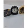 Image 2 : (7) Vintage Desk/End Table Clocks - Battery Operated - As Is