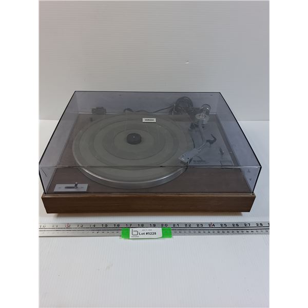 Yamaha Record Player/Turn Table - Model YP-211 - Powers On, As Is