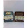 Image 2 : (2) Vintage Suticases: Blue & Beige Samsonite