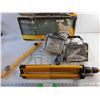 Image 1 : Noma Twin Head Halogen Work Light - As Is