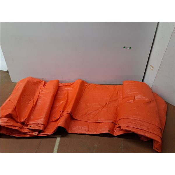 **Heavy Duty Polyethylene Insulated Tarp - Approximately 10' x 20' , Cannot Ship