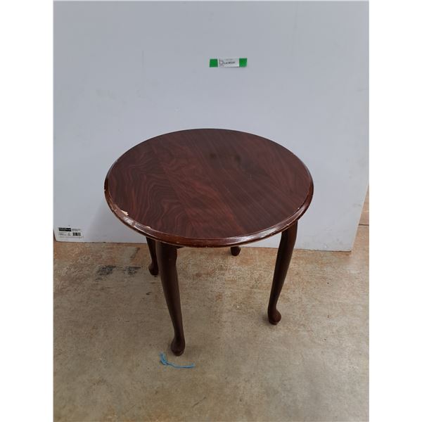 *Wooden Coffee Table 22" x 22" x 20", Cannot Ship, Chipped