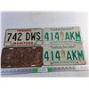 Image 1 : Vintage Manitoba and Saskatchewan License Plates