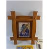 Image 2 : 1997 Starting Lineup Mario Lemieux Figure & Trading Card, Wall Market List and Wall Holy Icon