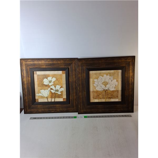 (2) Wooden Flowered Wall Art Pieces 20.5"