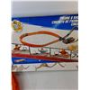 Image 3 : Hotwheels Figure 8 Raceway-Untested