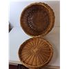 Image 2 : Woven Basket with Lid 15.5" Tall x 16.5" Wide