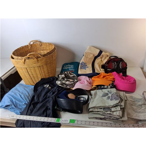(2) Woven Baskets, (4) Hats, Fanny Pack, Misc.