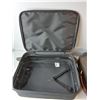 Image 4 : (2) Bags & Child's Calgary Flames Rolling Suitcase 16" x 12"