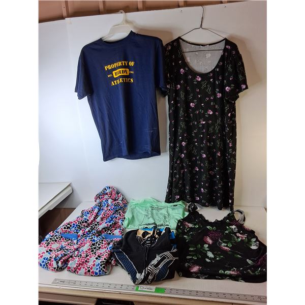 Mostly Women's Clothing Lot - M/L/XL & Children's Sweater-M