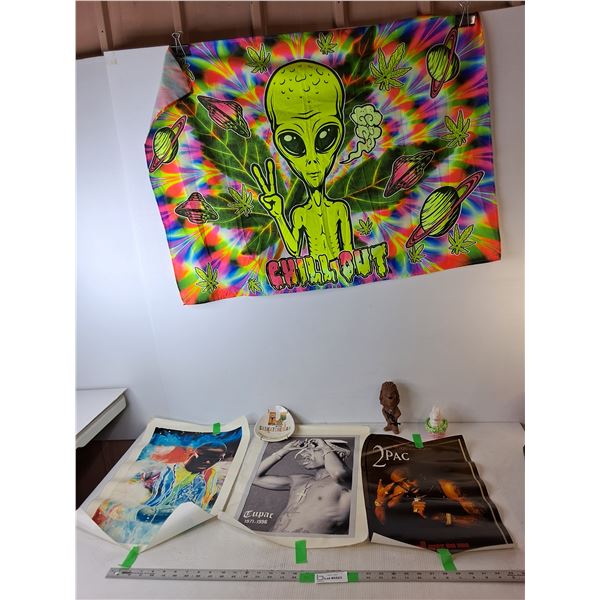 Chewbacca Bobblehead, (4) Posters/ Tapestries-Tupac, Chill Out, Other Up to 39" x 28", Trinket Dish