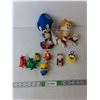 Image 1 : Tails and Sonic Stuffies, Charlie Brown, Minions Toys