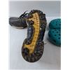 Image 6 : (1) Crocs & Adidas Shoes- Mens Size 10