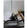 Image 2 : Rubber Mat, Scrub Brushes, Bungee Cord, Antenna