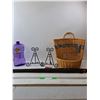 Image 1 : Basket Decoration Radish Seeds, Super Miracle Bubble, Two Metal Stands- Cannot Ship