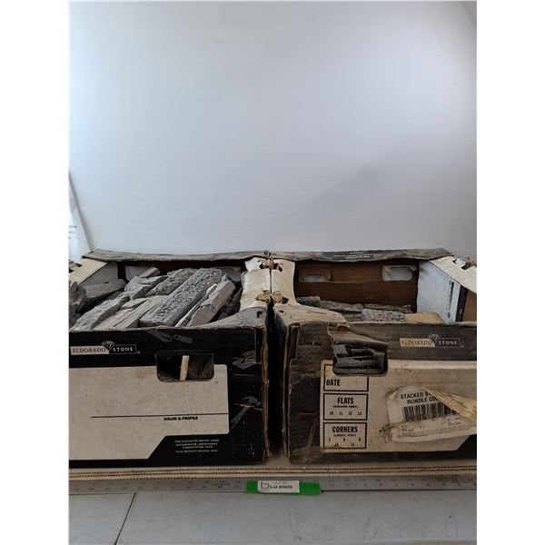 **Eldorado Stone Stacked Stone Dark Rundle Corners & Stacked Dark Stone- CANNOT SHIP
