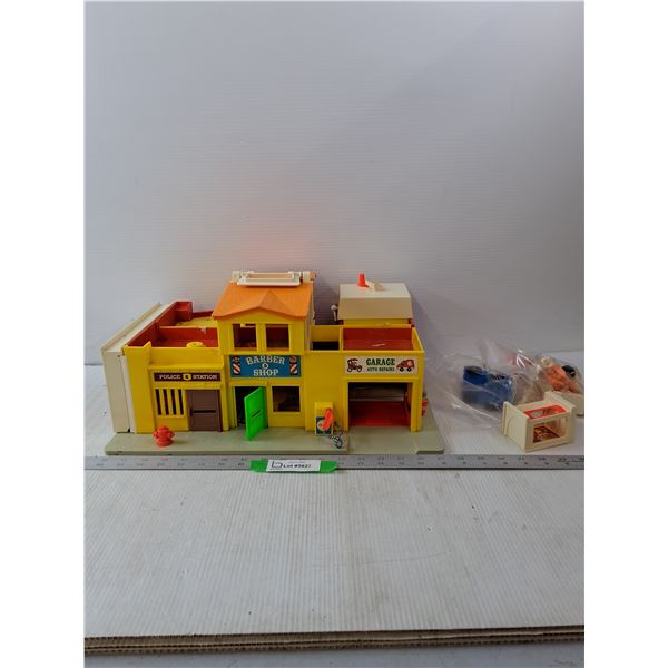 Fisher Price Mall, Furniture, People & Car