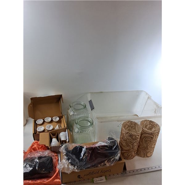 Wig, (8) Lightbulbs, Stroller Tray, Misc - CANNOT SHIP