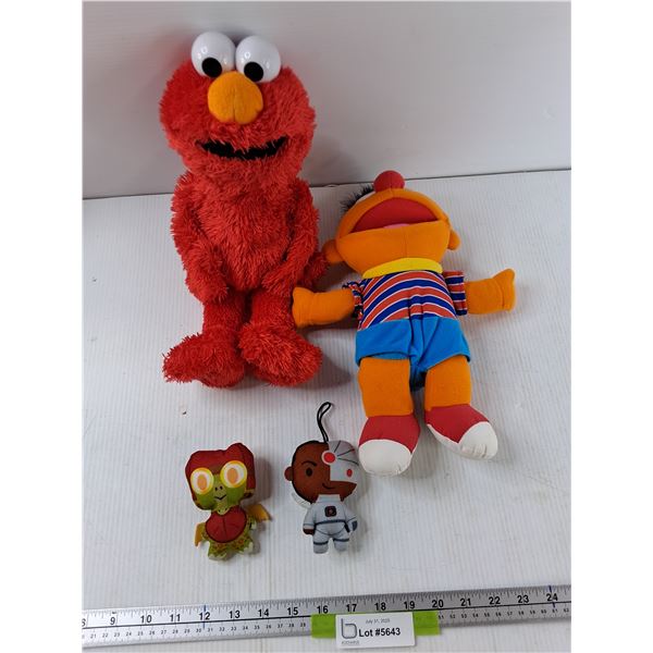 (2) Stuffed Mcdonalds Toys, Electronic Elmo, Ernie - As Is