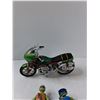Image 3 : (4) Teenage Mutant Ninja Turtles And Motorcycle
