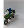 Image 5 : (4) Teenage Mutant Ninja Turtles And Motorcycle