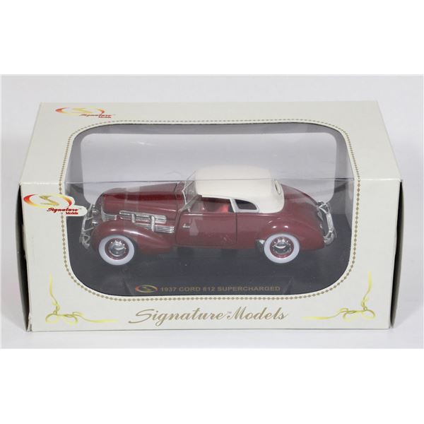 SIGNATURE MODELS 1937 CORD 812 SUPERCHARGED  DIE