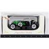 Image 2 : SIGNATURE MODELS 1934 DUESENBERG DIE CAST CAR