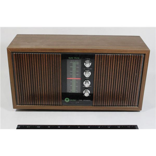 VINTAGE AM/FM RADIO MADE IN KOREA