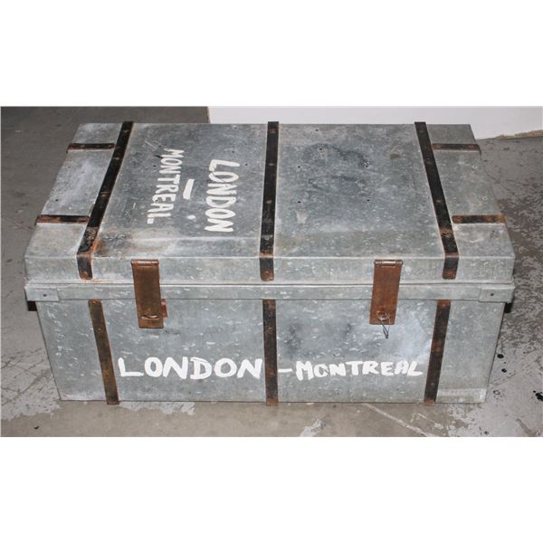 VINTAGE LATE 60S CUSTOM BUILT METAL TRUNK