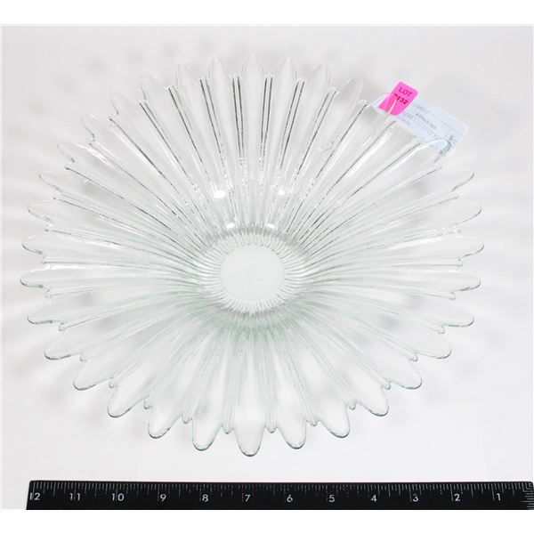 LARGE NEAR CLEAR GLASS SERVING BOWL