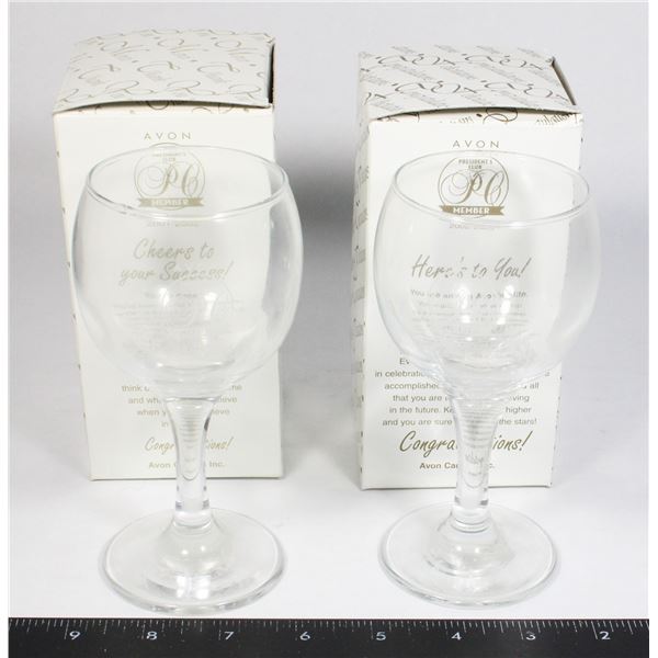 AVON PRESIDENTS CLUB MEMBER 2001-2002 AND