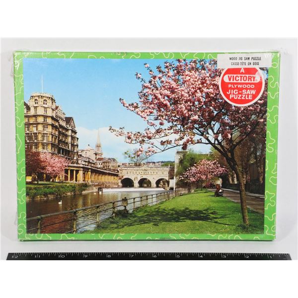 BRAND NEW OLD STOCK VICTORY WOODEN PUZZLE RIVER