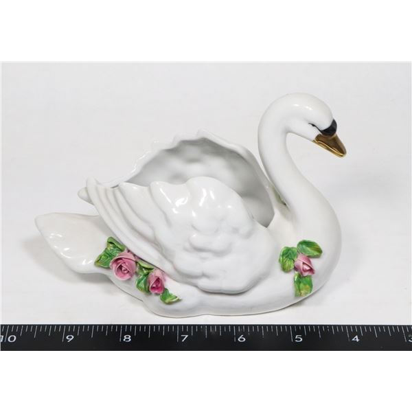 DRESDON CERAMIC SWAN