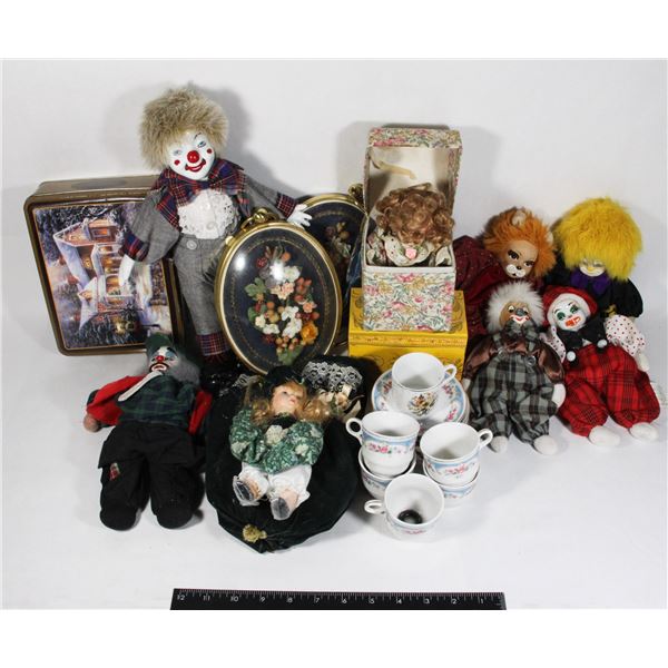LOT OF VINTAGE CLOWN DOLLS, COLLECTIBLE TINS