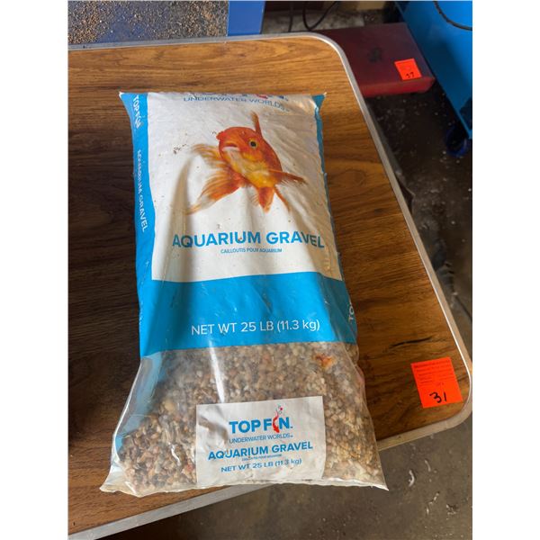Fish tank gravel