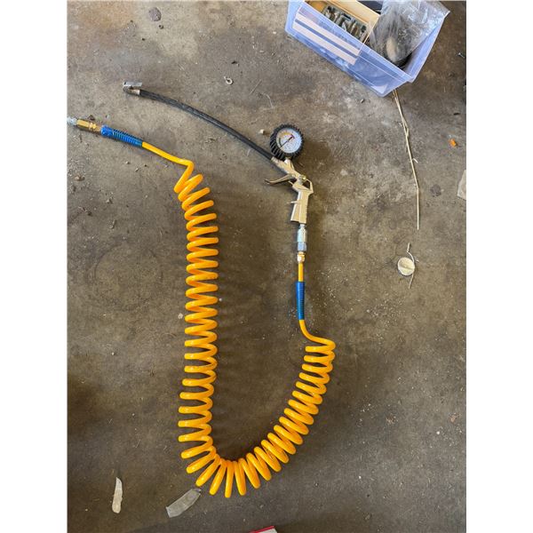 Air hose with gauge