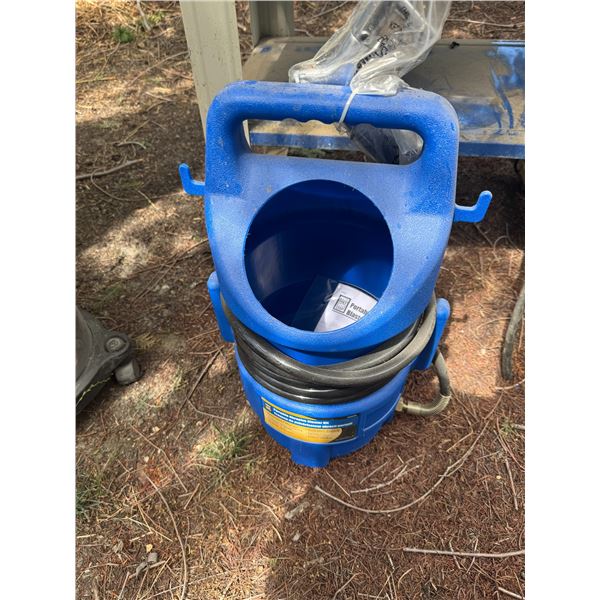 Portable abrasive blaster kit