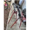 Image 1 : Sawhorses