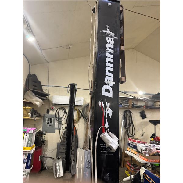 Dannmar4 post hoist