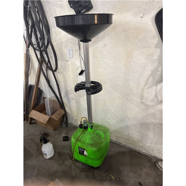 8 gallon upright portable oil drain